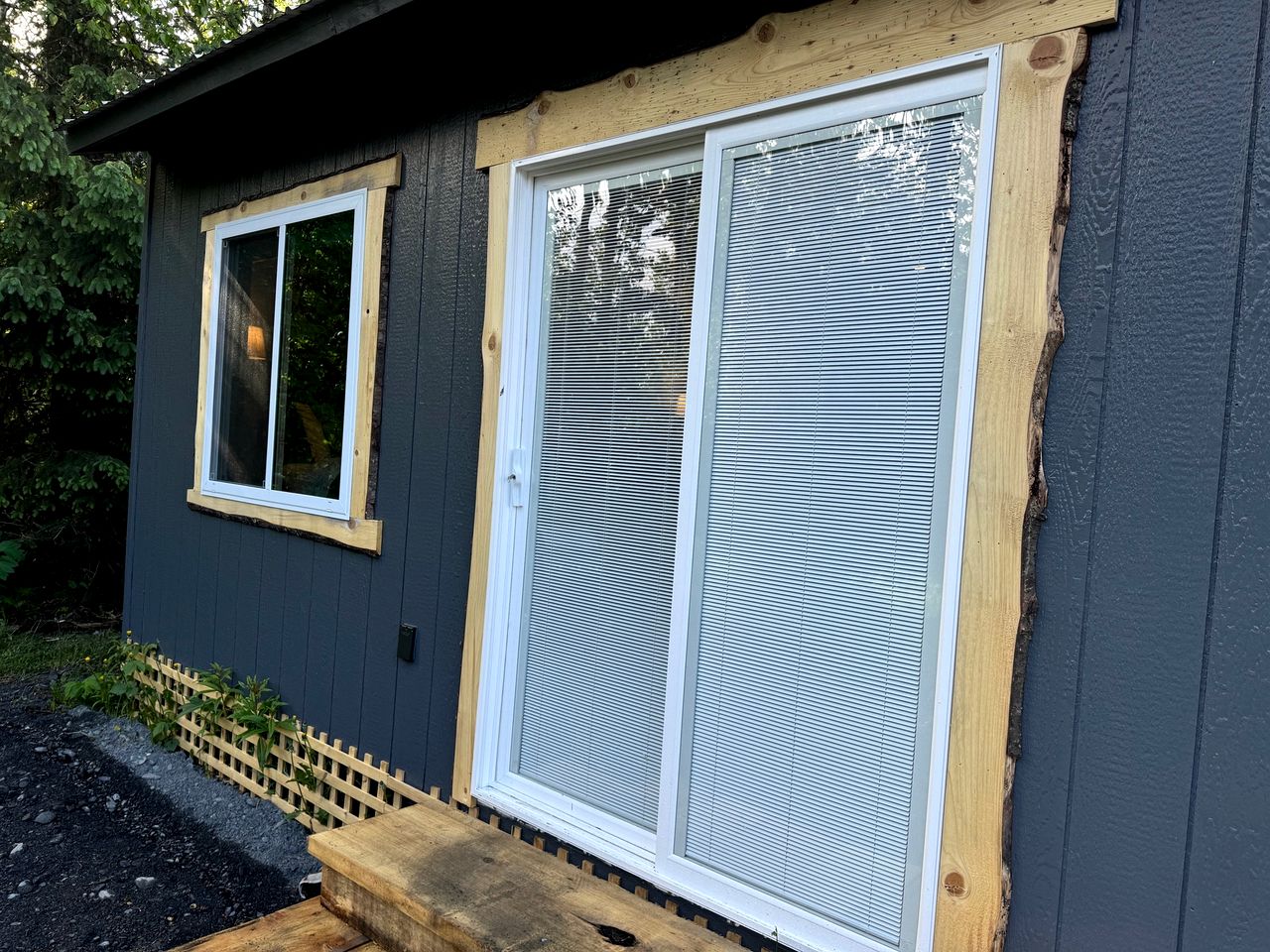 Cozy Mountain Cottage with Stunning Views near Seward, Alaska