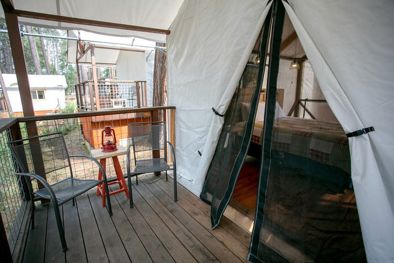 Luxurious Tented Cabin for a Memorable Couples Escape near Tahoe National Forest in Nevada City, California
