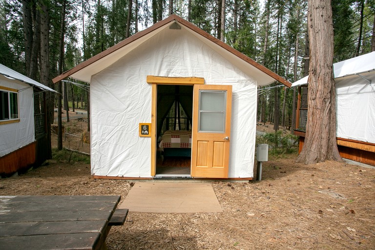 Tented Cabins (United States of America, Nevada City, California)