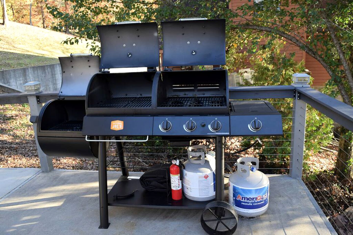 Group Getaway by the Lake: Pet-Friendly Rental with Boat Dock in Picturesque Cullman County