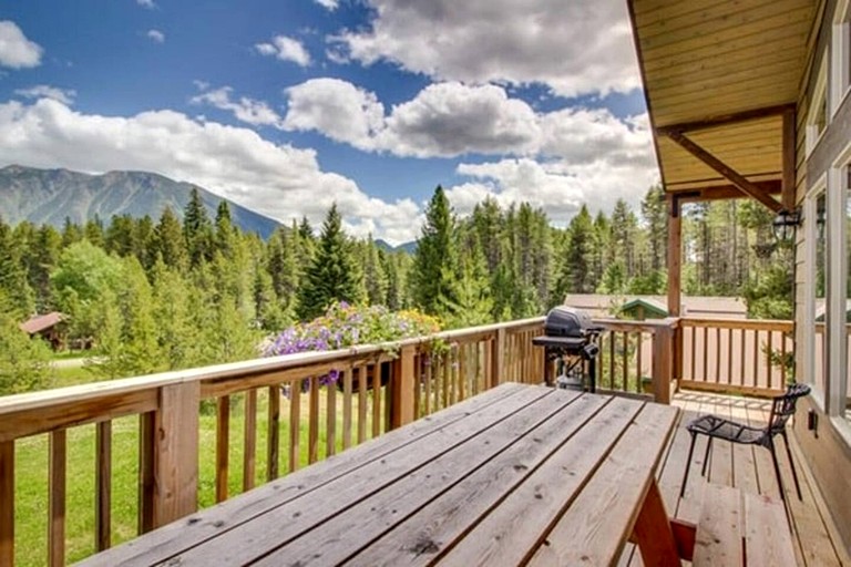 Cabins (United States of America, West Glacier, Montana)