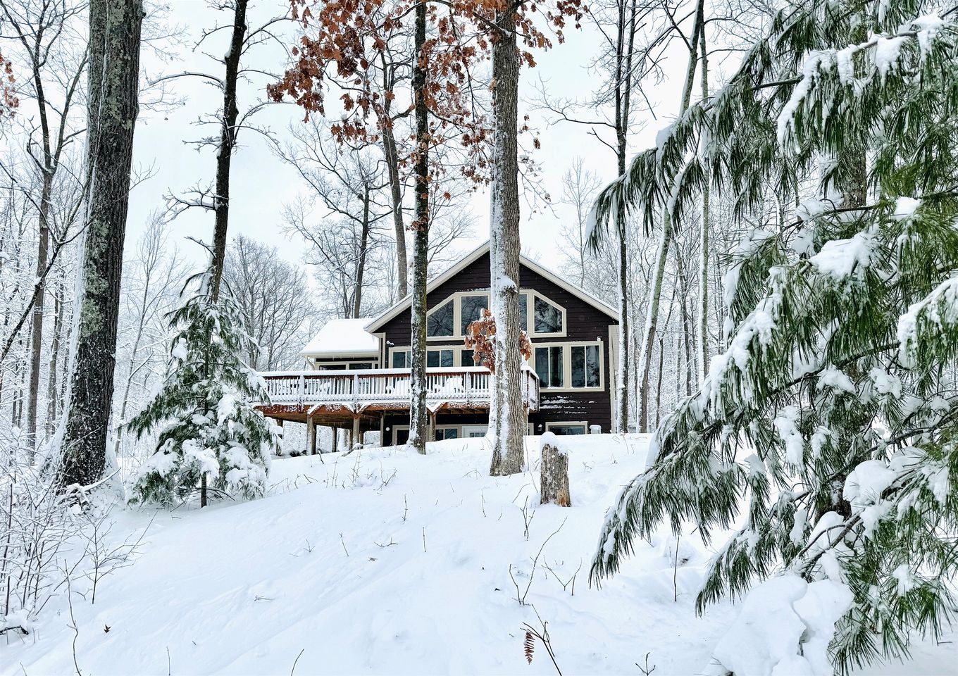 Group Lake Cabin with Ping Pong Table Loaded with Kayaks in Wisconsin