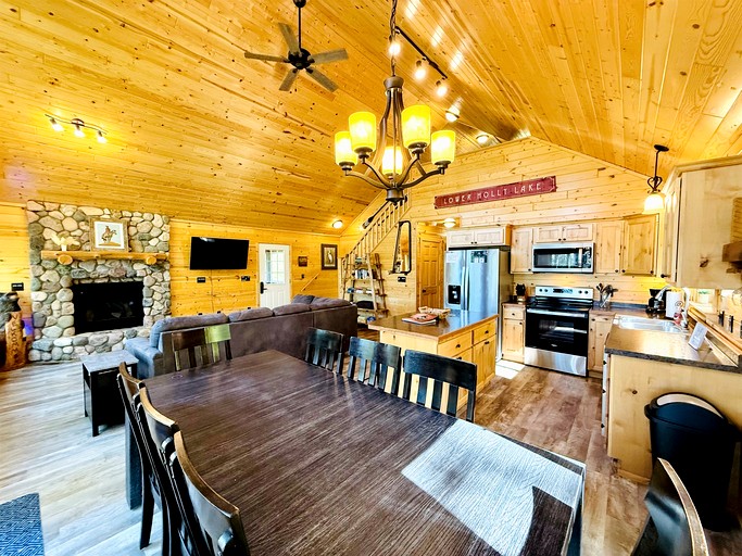 Cabins (United States of America, Stone Lake, Wisconsin)