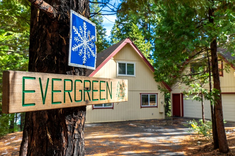 Cottages (United States of America, Dorrington, California)