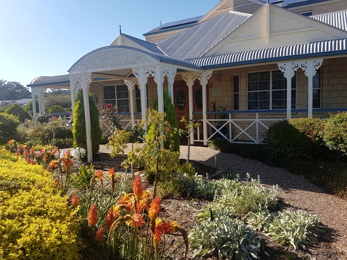 Nature Lodges (Stanthorpe, Queensland, Australia)