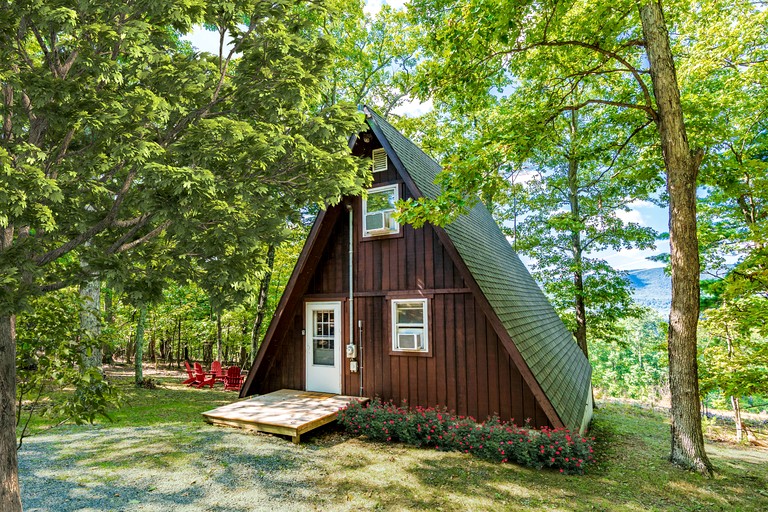 Traditional A-Frame Cabin with Stunning Views, Hot Tub, Deck, Grill and Fire Pit Near Cacapon State Park in Berkeley Springs, WV | A-Frames (Berkeley