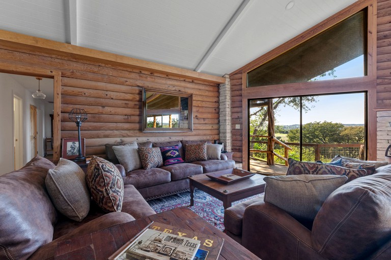 RU Guadalupe Bluff Log Cabin, Cabins, Kerrville, United States of