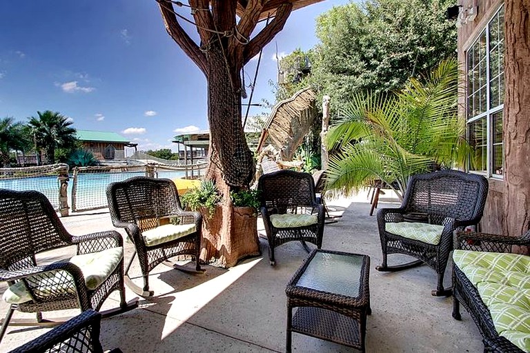 Guadalupe River Houses Cloud Lane Grand Lodge, Vacation Rentals