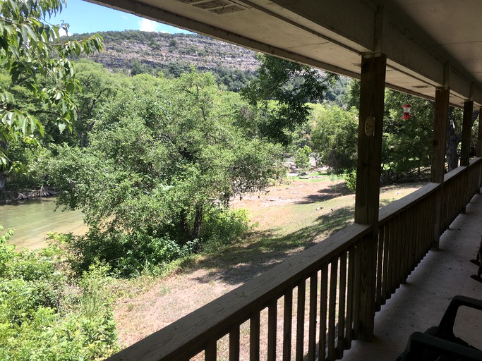 Vacation Rentals (New Braunfels, Texas, United States)