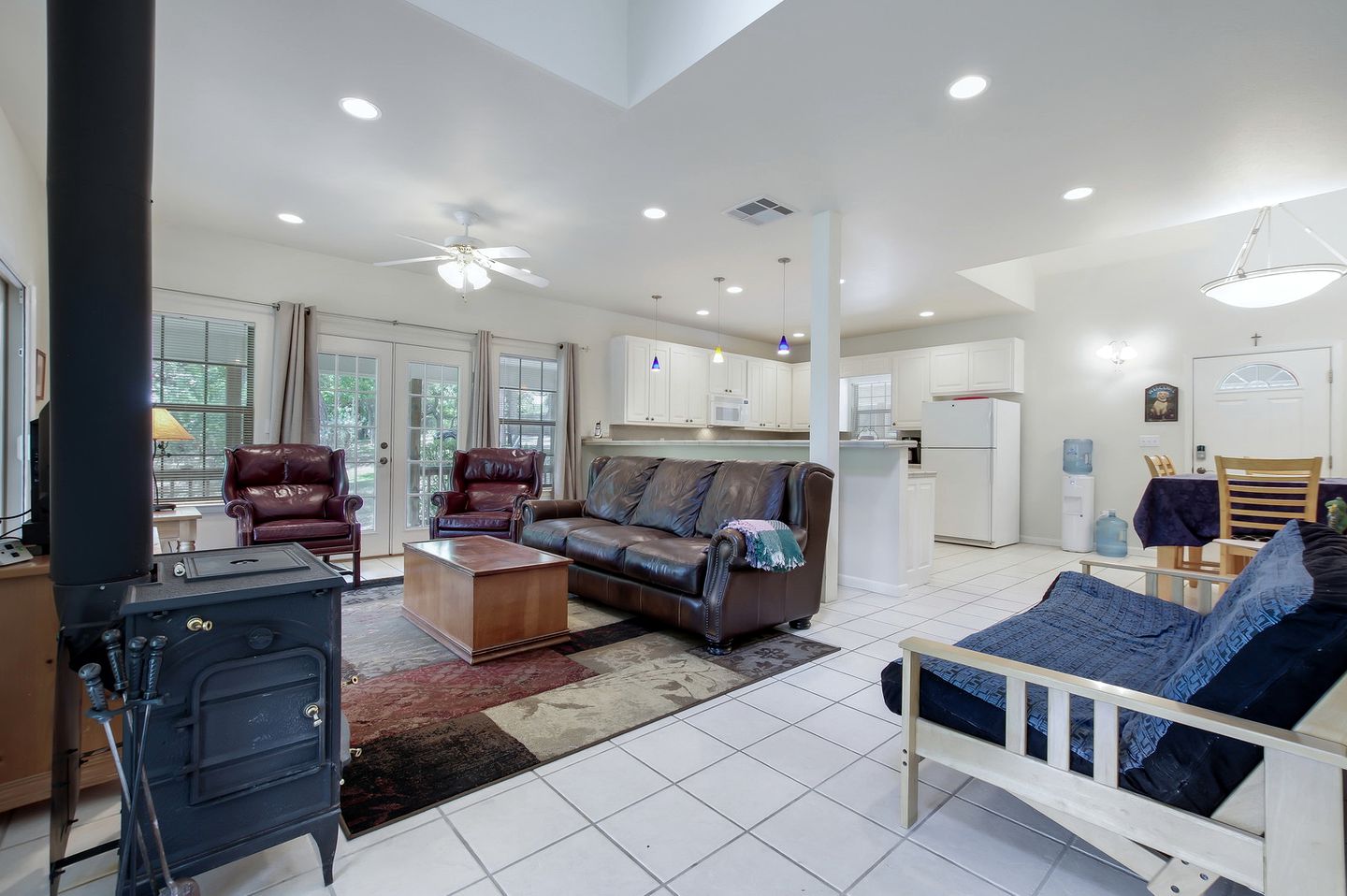 Riverfront Family Cabin Rental on the Guadalupe River near Canyon Lake and Gruene