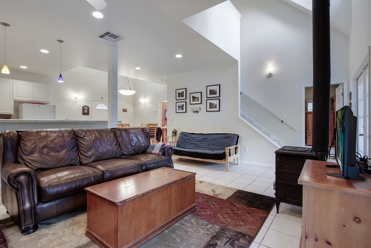 Cabins (United States of America, Canyon Lake, Texas)