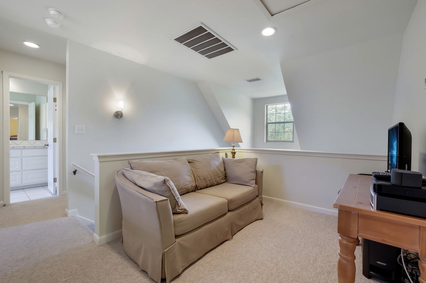 Riverfront Family Cabin Rental on the Guadalupe River near Canyon Lake and Gruene