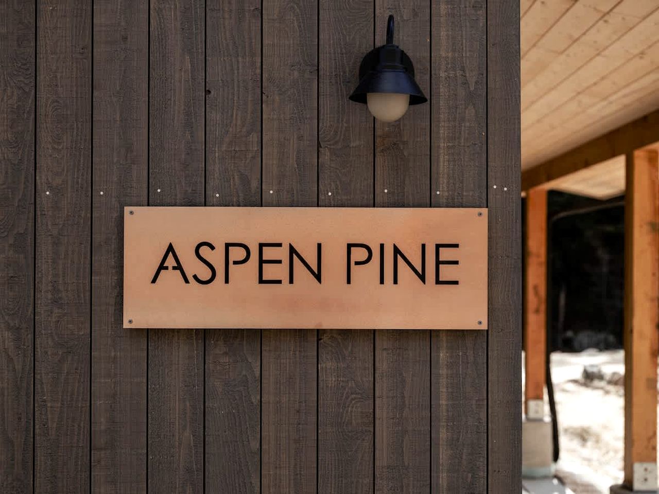 Gorgeous and Modern Tiny House with Private Hot Tub with Unparalleled Access to Colorado's Majestic Front Range
