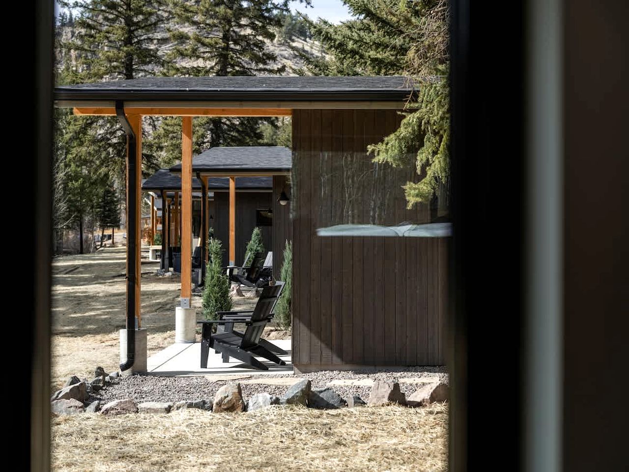 Gorgeous and Modern Tiny House with Private Hot Tub with Unparalleled Access to Colorado's Majestic Front Range