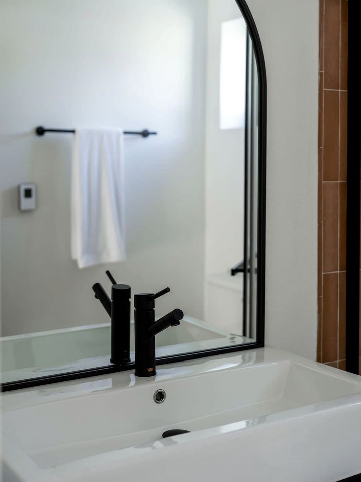 Gorgeous and Modern Tiny House with Private Hot Tub with Unparalleled Access to Colorado's Majestic Front Range