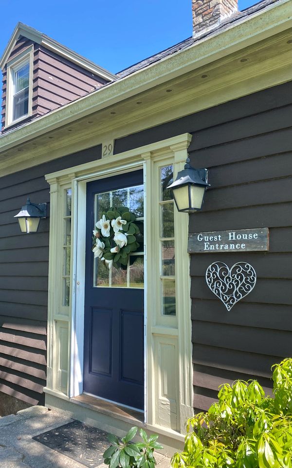 Historic Colonial Guest House with Live Music Fridays in Voluntown, Connecticut