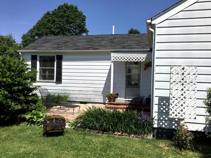 Cottages (Tazewell, Virginia, United States)