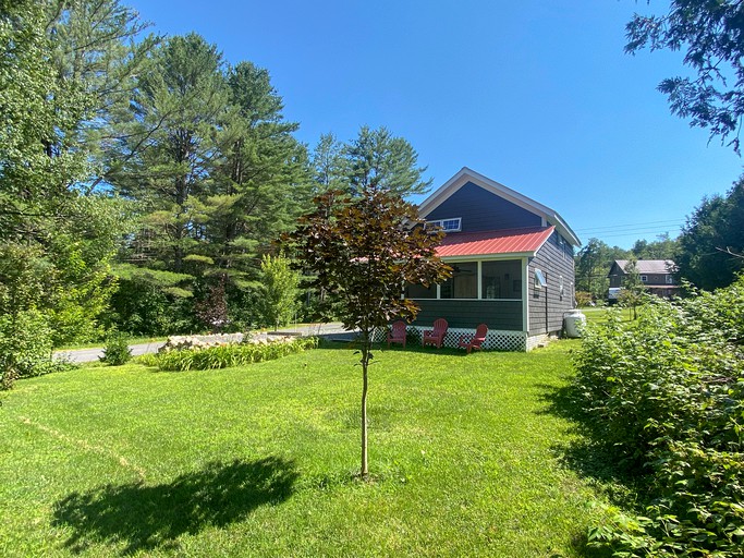 NY Vacation Rentals Lake Algonquin Guest House, Cottages, Wells, United States of America