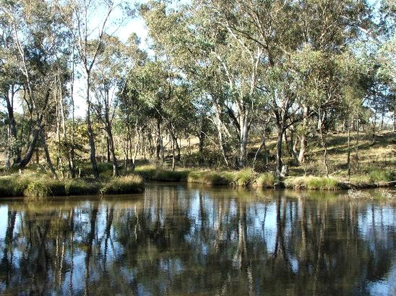 Large Luxury Vacation Rental near Vineyards in Mudgee, Australia