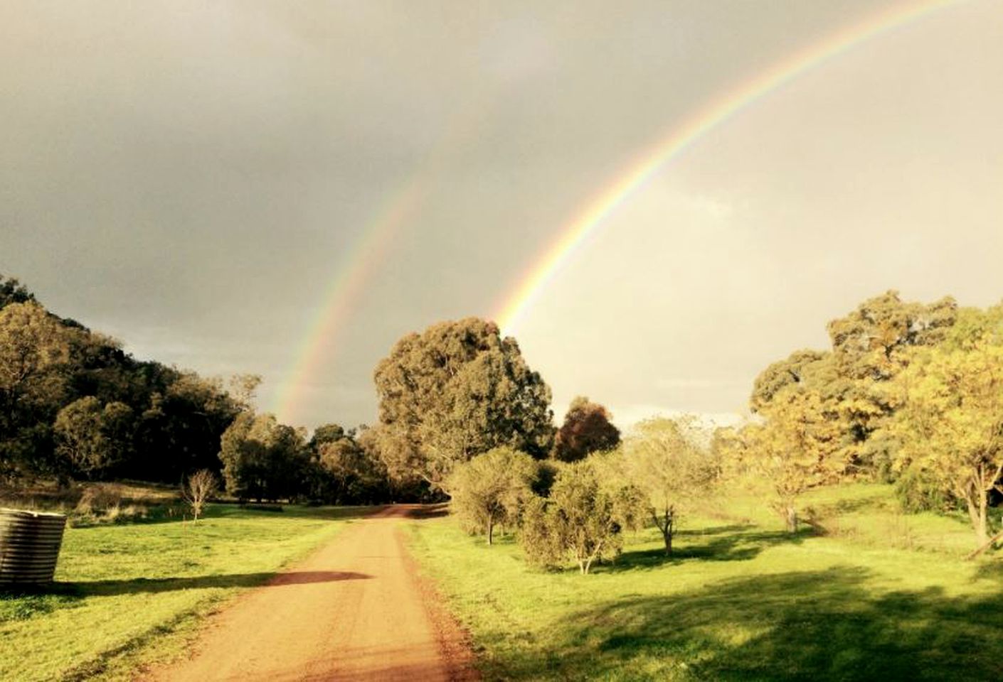 Comfortable Suite Rental with Scenic Pastoral Views in Wine Country, New South Wales