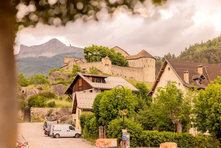 Vacation Rentals (France, --, Provence-Alpes-Côte d'Azur)