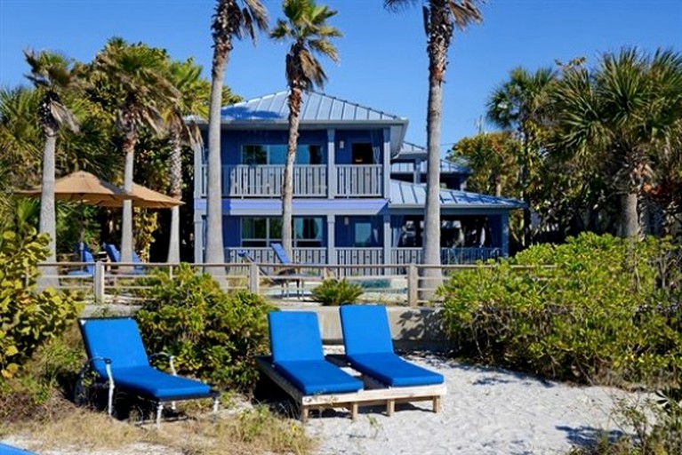 Nature Lodges (Indian Rocks Beach, Florida, United States)