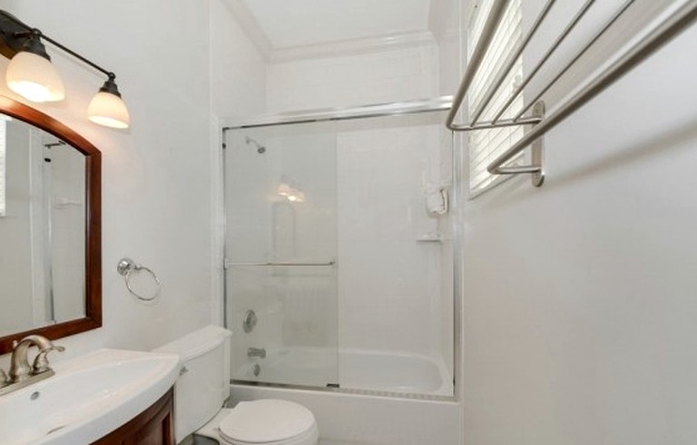 Cottages (Indian Rocks Beach, Florida, United States)
