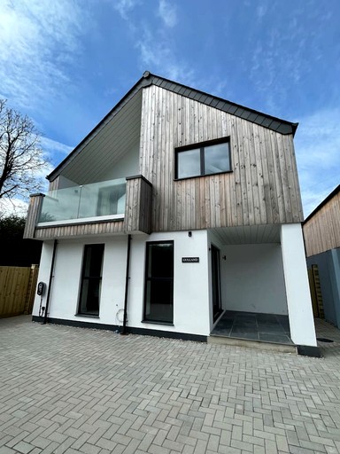 Awesome Cottage with Hot-tub in Camelford, England