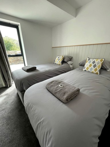 Cottages (United Kingdom, Camelford, England)