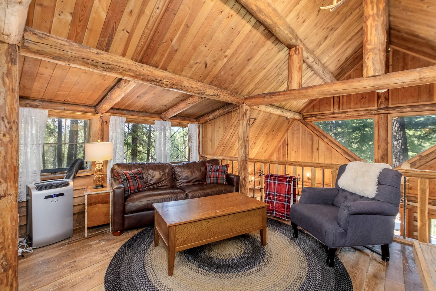 Pet-Friendly Cabin Rental in Leavenworth, WA