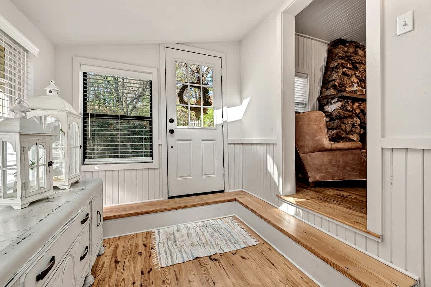 Embrace Nature in this Incredible Cabin in Siloam Springs, Arkansas