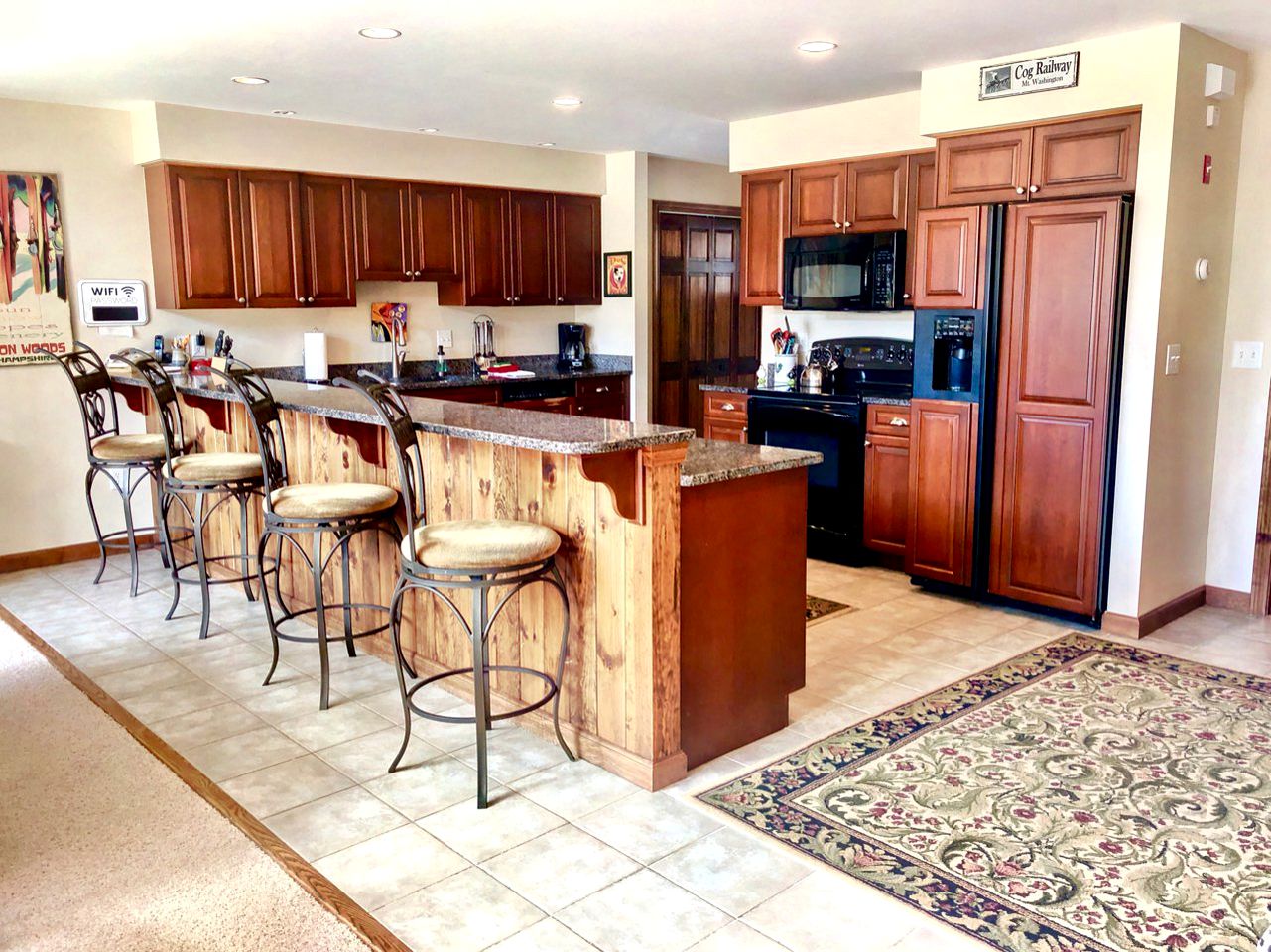 RU - H8 Gorgeous Stone Hill Townhome in the heart of Bretton Woods Great views huge kitchen fireplace in New Hampshire