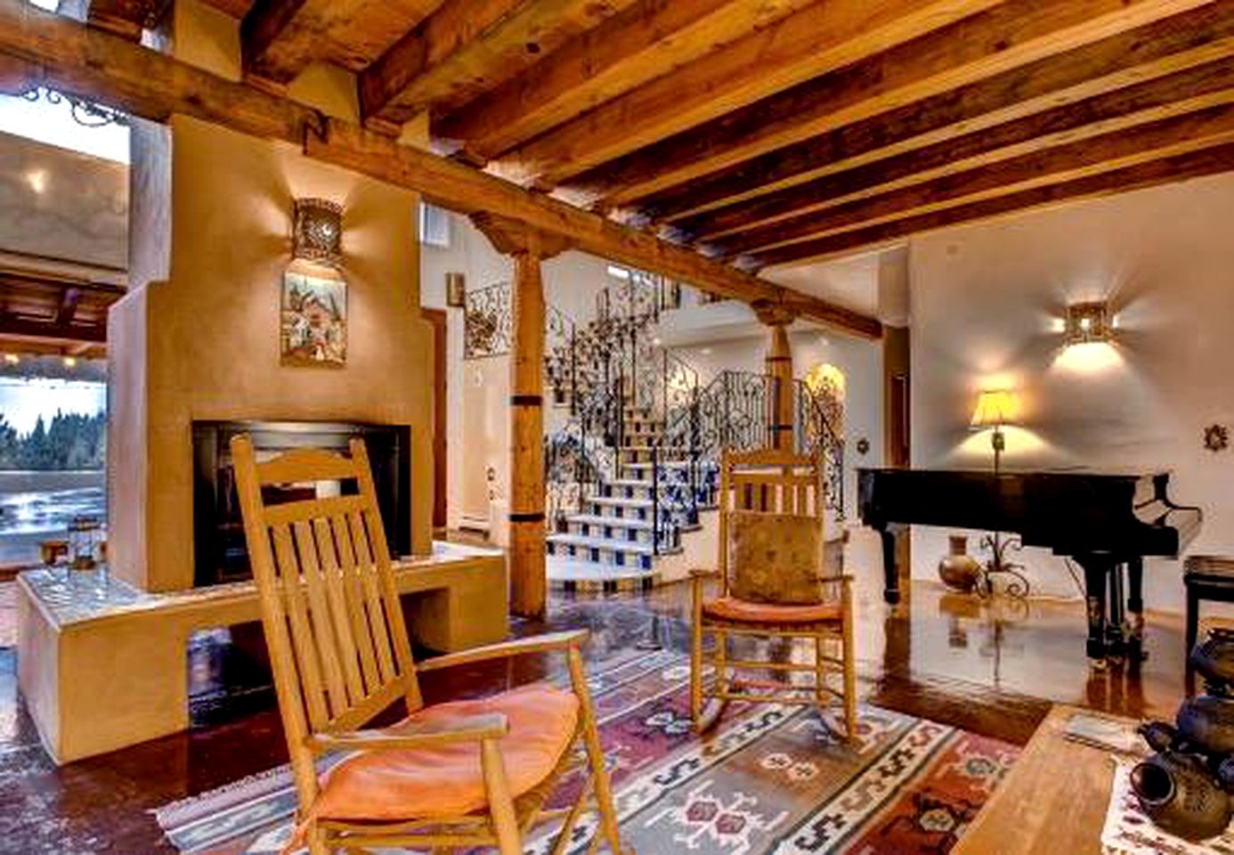 Luxury Staycation with Mountain Views near Albuquerque, New Mexico