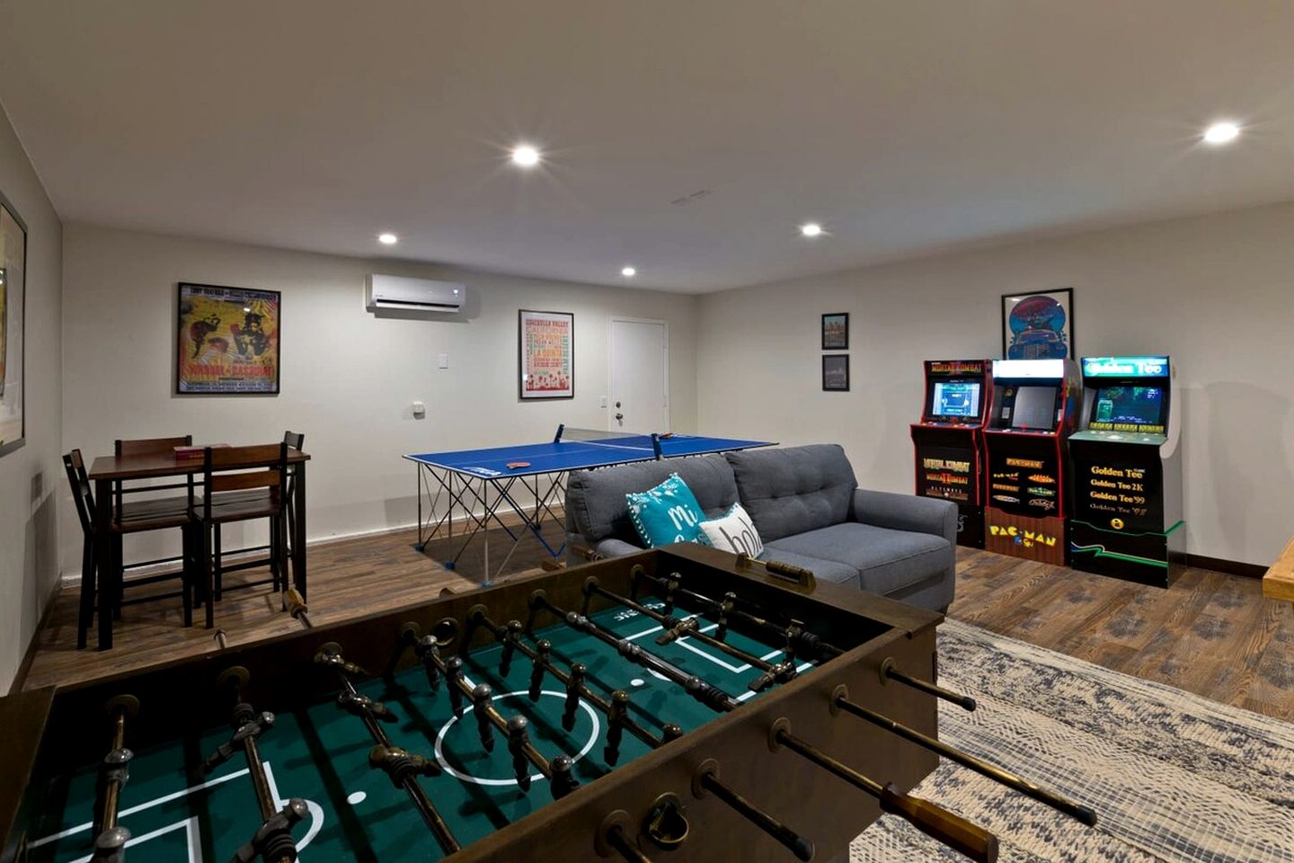 Breathtaking Cottage with Game Room and Swimming Pool in La Quinta, California