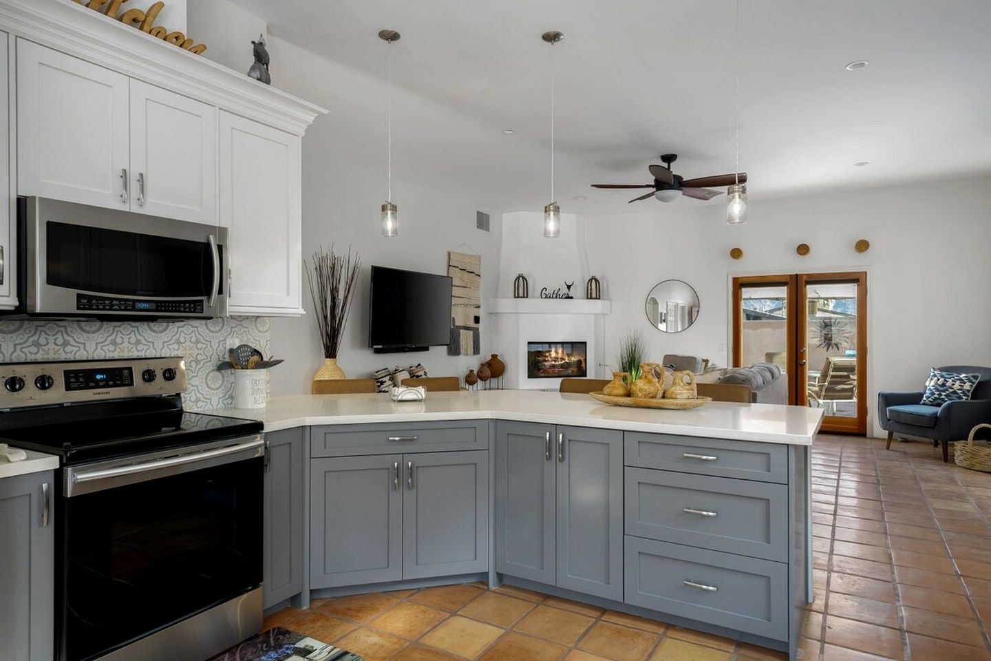 Breathtaking Cottage with Game Room and Swimming Pool in La Quinta, California