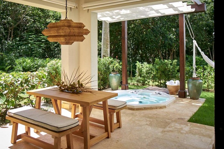 Vacation Rentals (Dominican Republic, --, --)