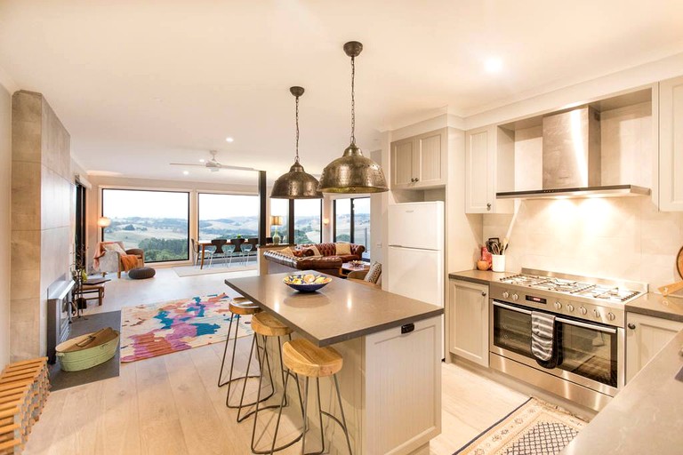 Nature Lodges (Strzelecki, Victoria, Australia)