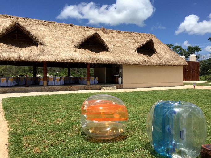 Bell Tents (Homun, Yucatán, Mexico)