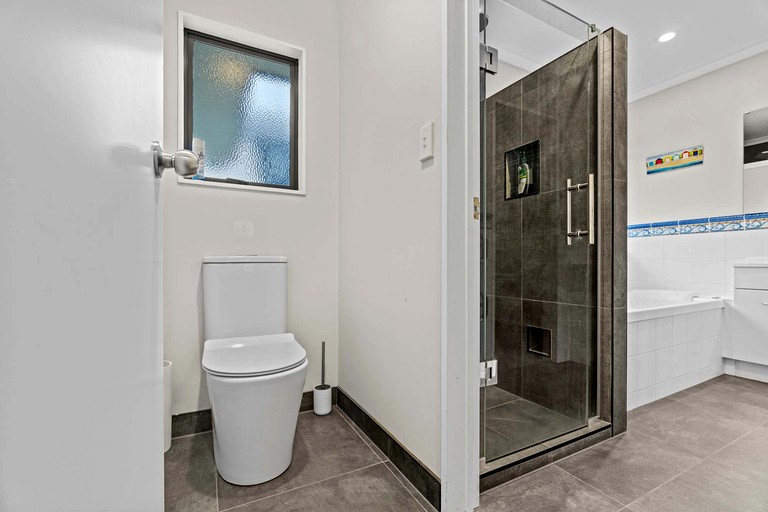 Vacation Rentals (New Zealand, Hamilton, North Island)