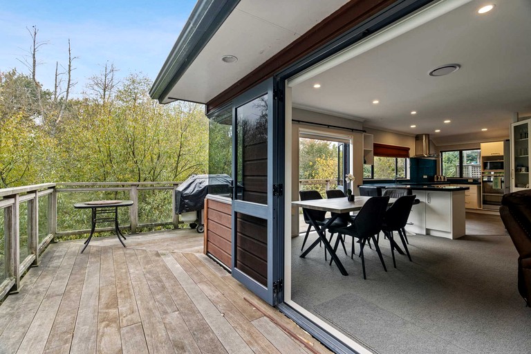 Vacation Rentals (New Zealand, Hamilton, North Island)