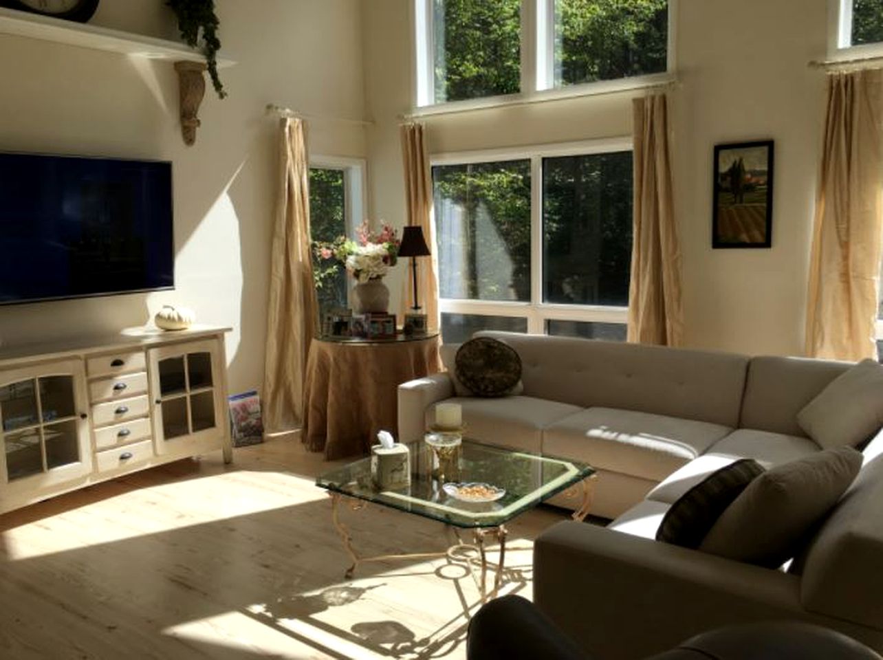 Delightful Cottage Rental with Scenic Views near the Poconos, Pennsylvania