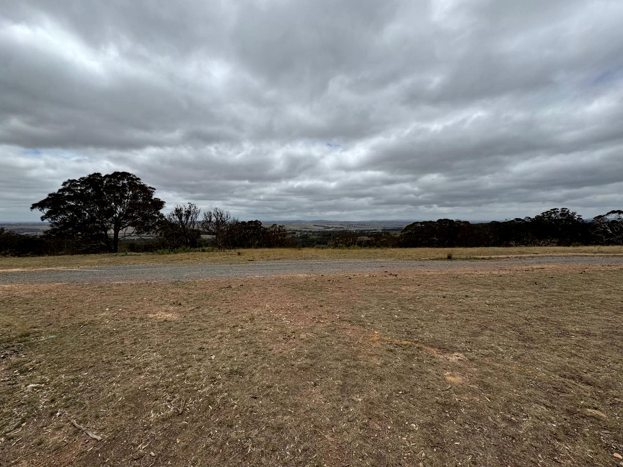 Peaceful Pet-Friendly Tiny House Surrounded by Natural Beauty for a Relaxing Getaway in Pomeroy, New South Wales