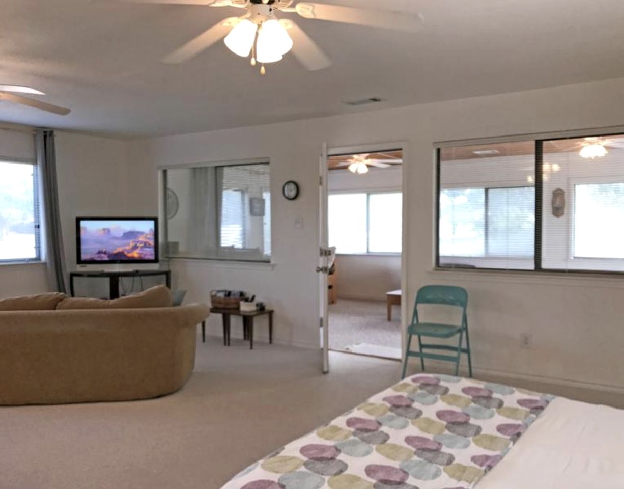 Cozy Cottage Rental on Picturesque Lake Buchanan in Texas Hill Country