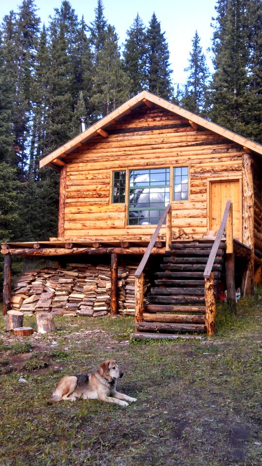 Hand-Built Camping Cabin near Yellowstone National Park, Montana