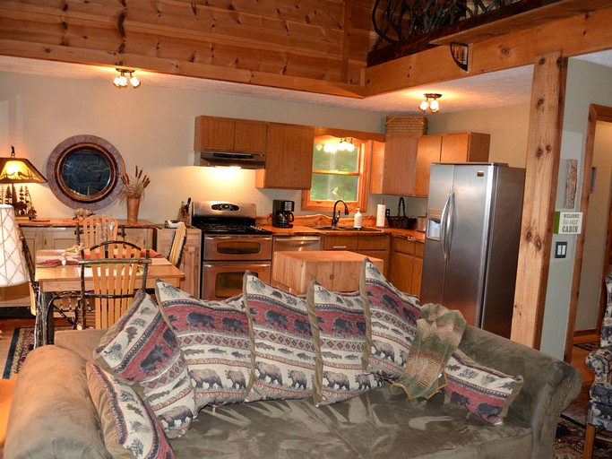 Handicap access Big Pine Cabin Rentals, Cabins, Blairsville, United
