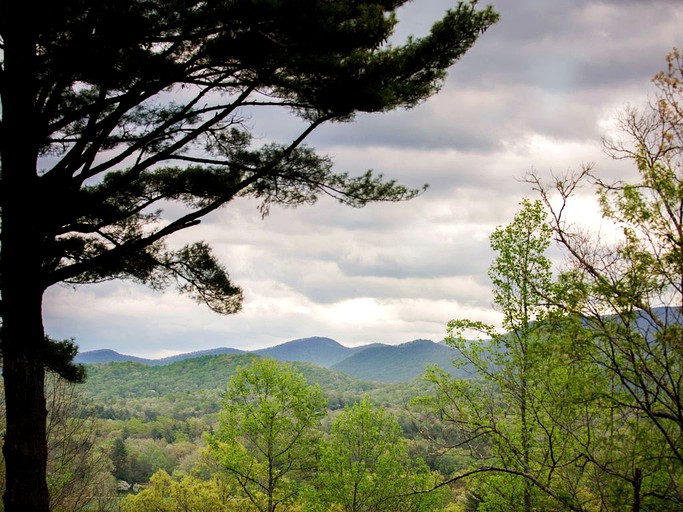 Handicap access Big Pine Cabin Rentals, Cabins, Blairsville, United