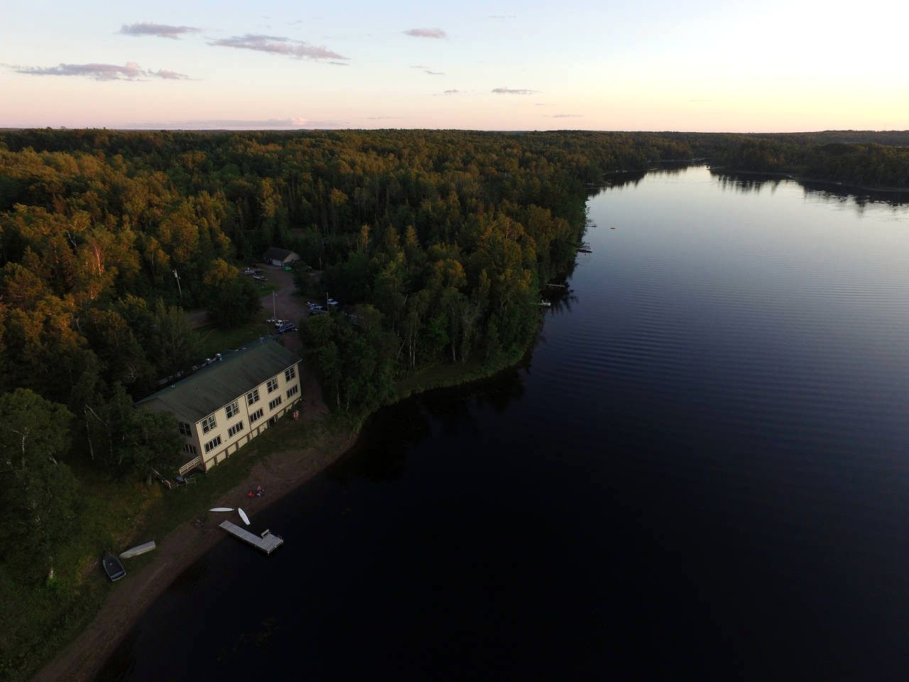Hanging Horn Lakeside Resort Lodge, Nature Lodges 29374, Moose Lake