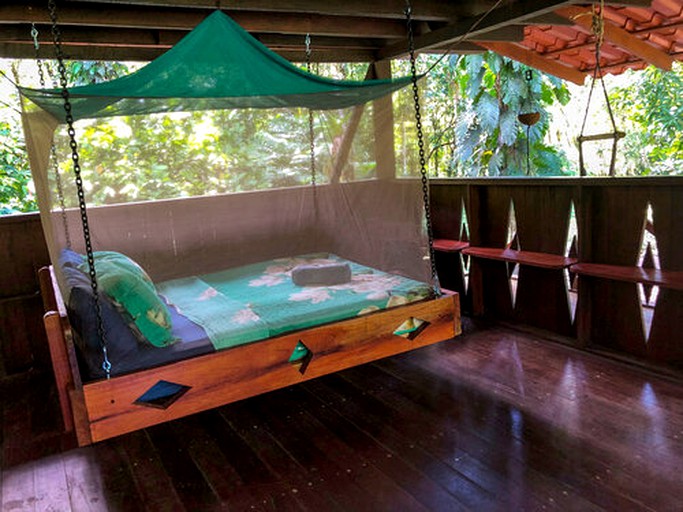 Cabins (Golfito, Puntarenas, Costa Rica)