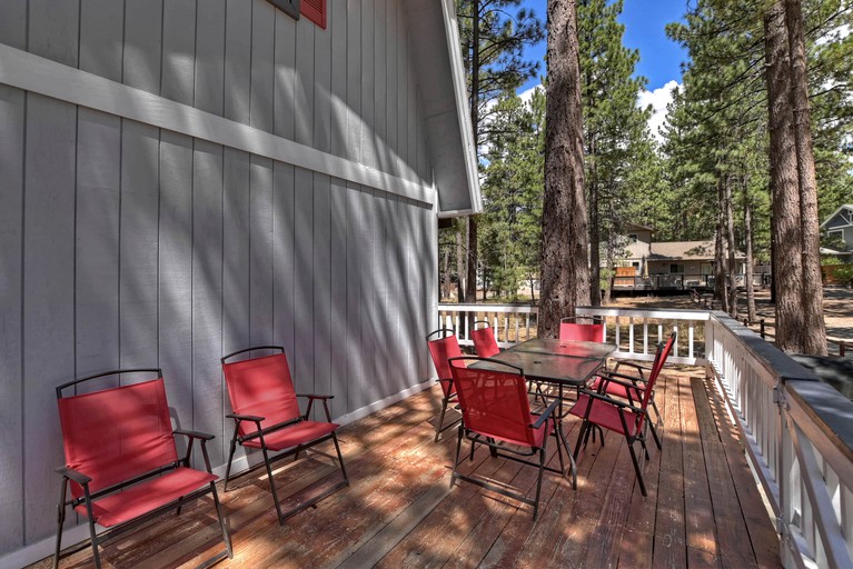 Cabins (United States of America, Big Bear City, California)