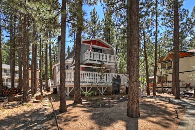 Cabins (United States of America, Big Bear City, California)